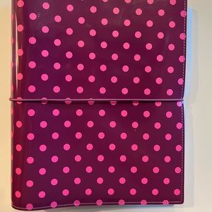 Filofax A5 domino patent aubergine. Brand new, never used.